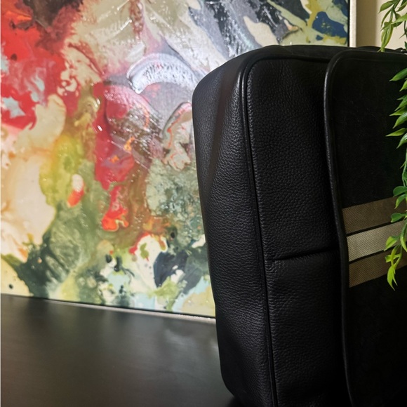 Black and Tan unisex Messenger Bag / NWOT - Picture 11 of 12